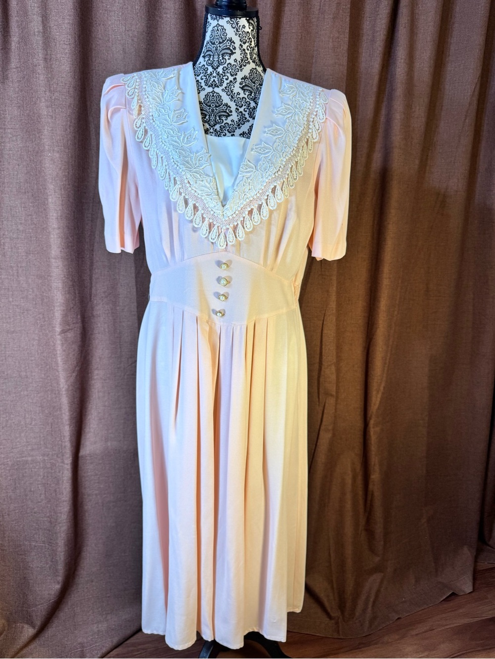 Vintage Pastel Pink Pearl Button Front Midi Dress, 1970s/ 1980s, size 12 - Picture 8 of 16
